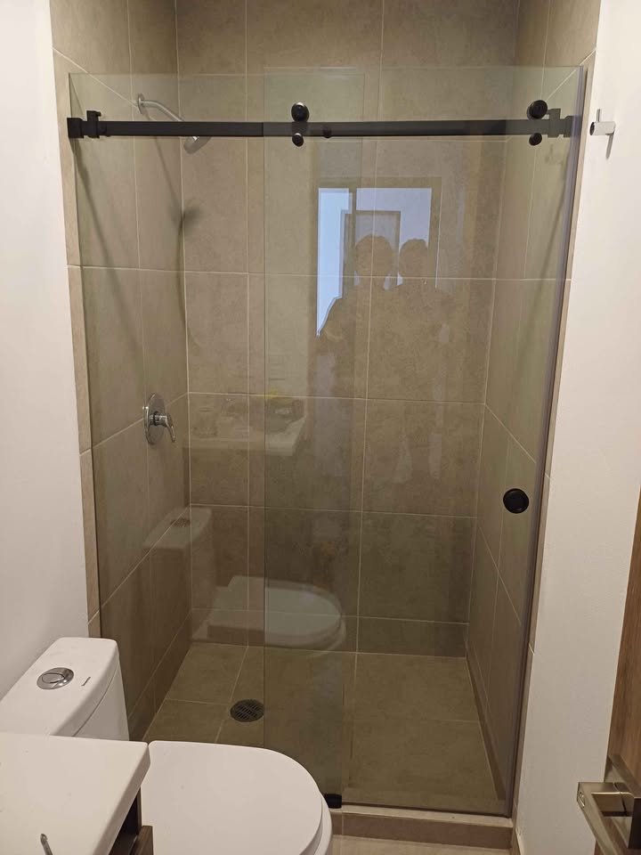 puertas de vidrio para baño en Zapopan
