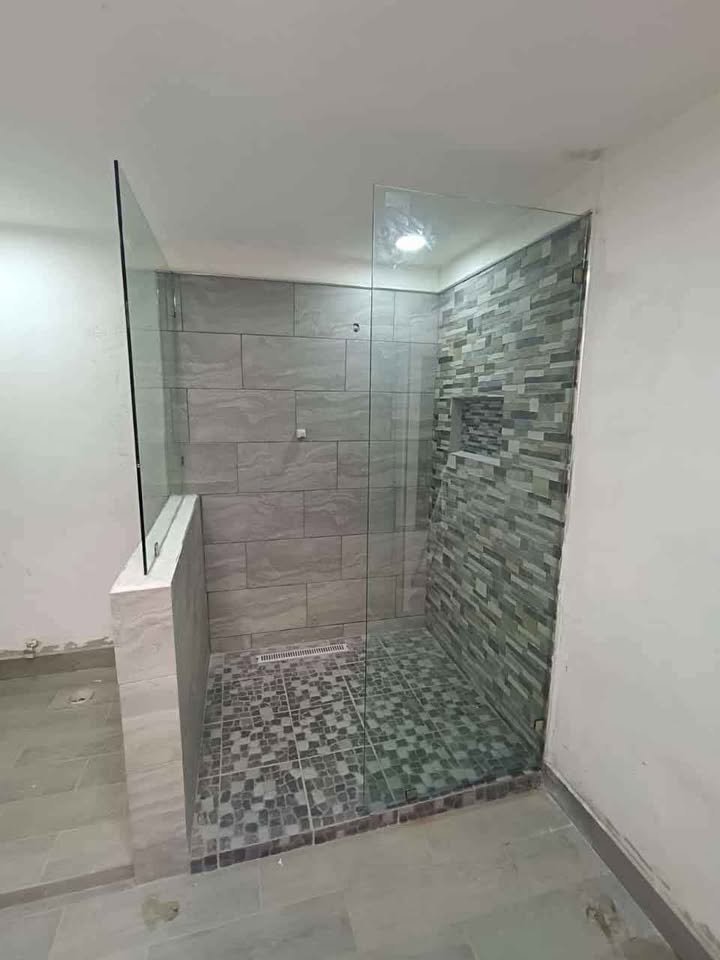 cotización de canceles de baño en Zapopan